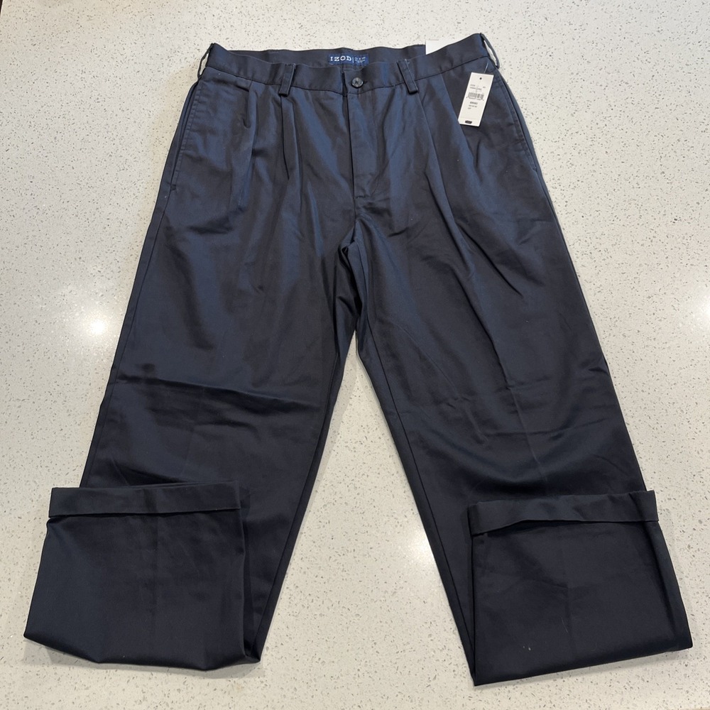 NEW IZOD American Chino Wrinkle Free Men's Metrix Fit Classic Fit Pant 33x30